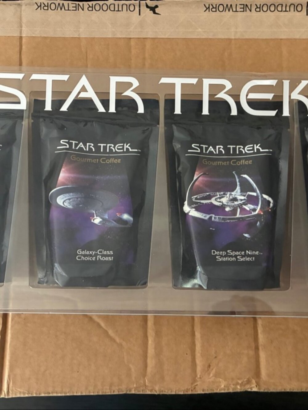 Star Trek Ships Coffee Sampler 1998 Gourmet 4 Bags Display Case DS9 Vintage